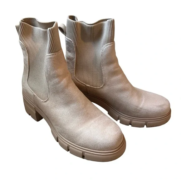 Women's Beige Chelsea Boots - Picture 1 of 9